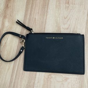 Tommy Hilfiger purse pouch